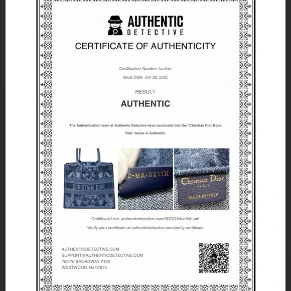 Christian Dior Large Book Tote in Denim Blue Toile de Jouy COA/dustbag - Picture 8 of 15